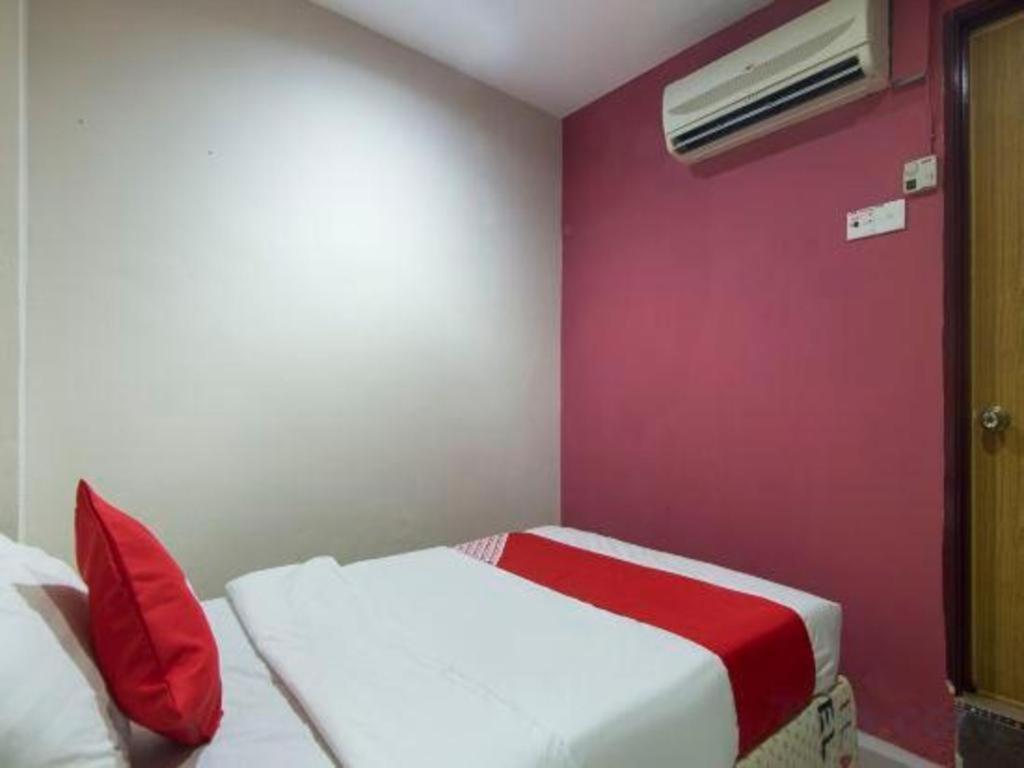 Oyo 44100 Hotel Casavilla Petaling Jaya Eksteriør billede