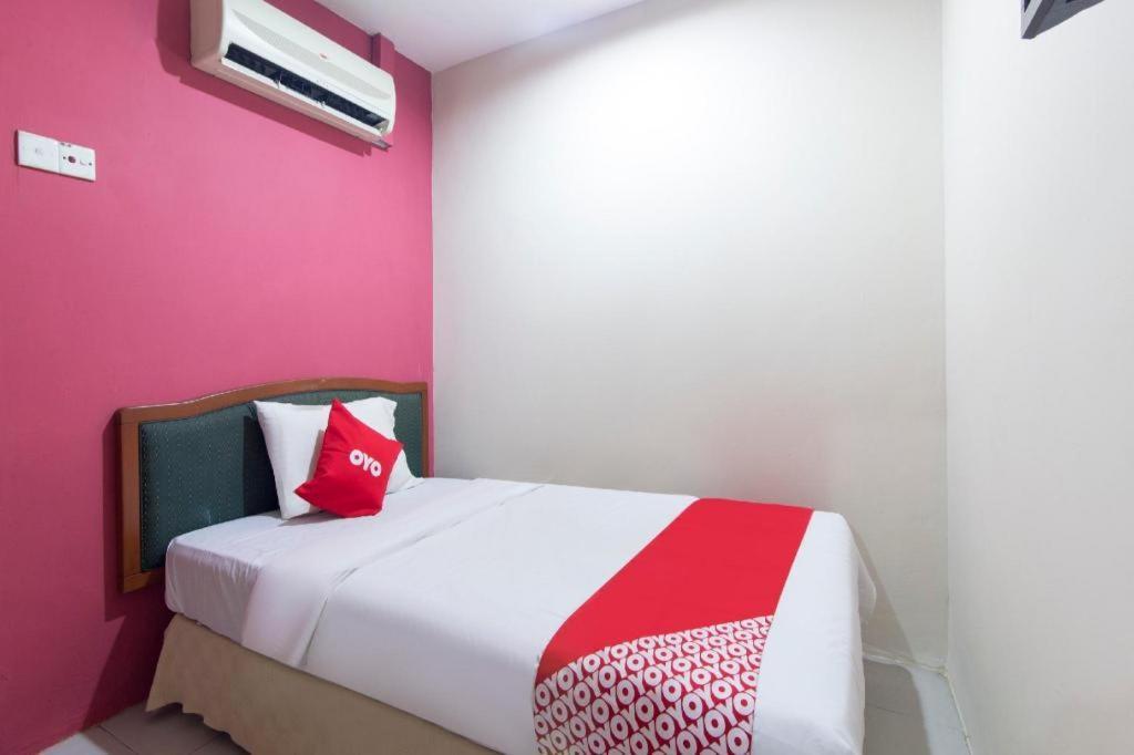 Oyo 44100 Hotel Casavilla Petaling Jaya Eksteriør billede