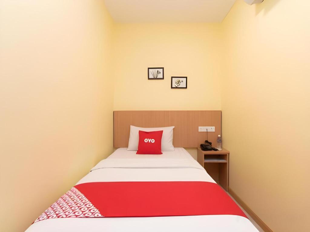 Oyo 44100 Hotel Casavilla Petaling Jaya Eksteriør billede