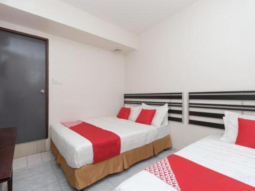 Oyo 44100 Hotel Casavilla Petaling Jaya Eksteriør billede