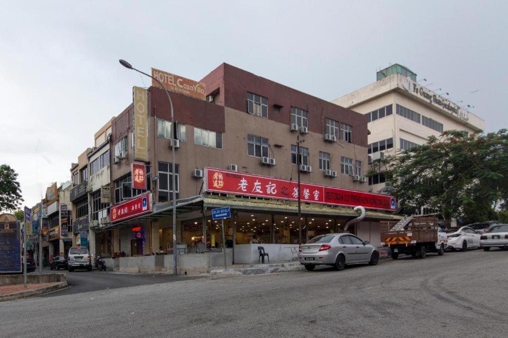 Oyo 44100 Hotel Casavilla Petaling Jaya Eksteriør billede