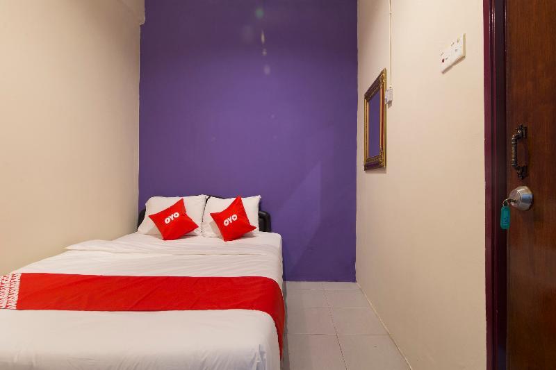 Oyo 44100 Hotel Casavilla Petaling Jaya Eksteriør billede
